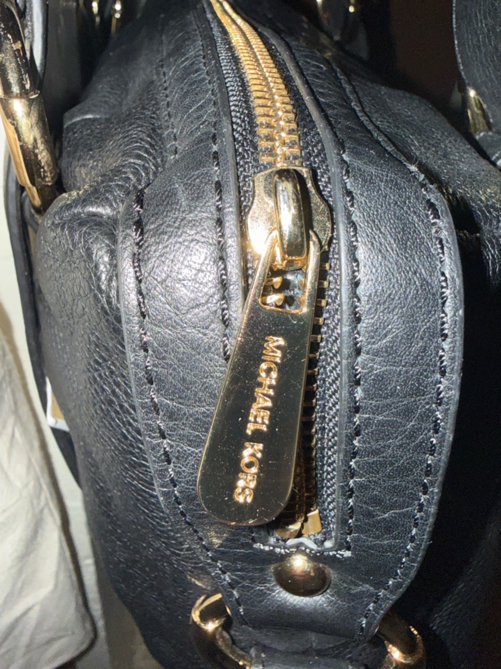 Michael Kors Black Leather Shoulder Bag with Gold MK Medallion NWT - Picture 3 of 6